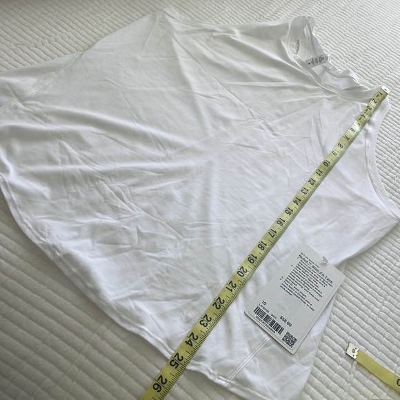 NWT Lululemon nulux slim fit tank - Picture 12 of 12